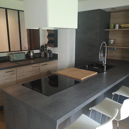 Appartement Meuble Tout Confort Scionzier Eksteriør billede